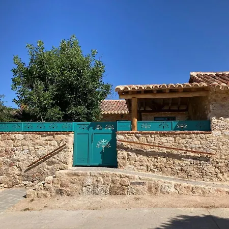 Manfarita - 3 Casitas Y Un Jardin Hechos Con Mucho Mimo! Morille