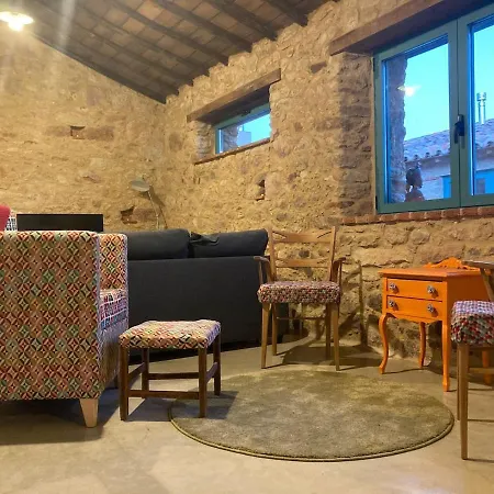 Manfarita - 3 Casitas Y Un Jardin Hechos Con Mucho Mimo! Morille