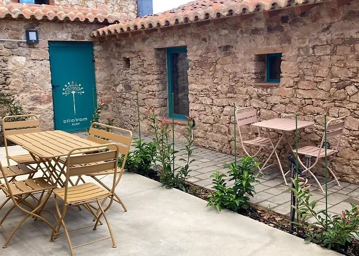 Villa Manfarita - 3 Casitas Y Un Jardin Hechos Con Mucho Mimo! Morille