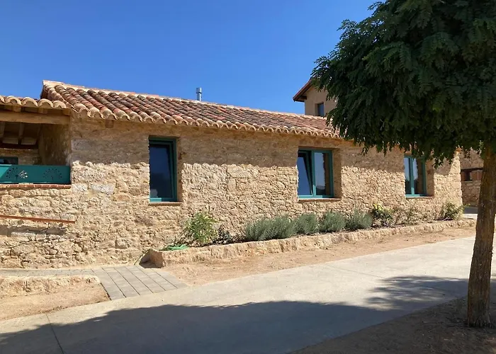 Manfarita - 3 Casitas Y Un Jardin Hechos Con Mucho Mimo! *