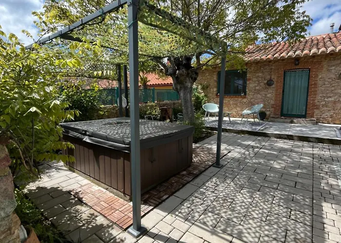 Villa Manfarita - 3 Casitas Y Un Jardin Hechos Con Mucho Mimo! Morille